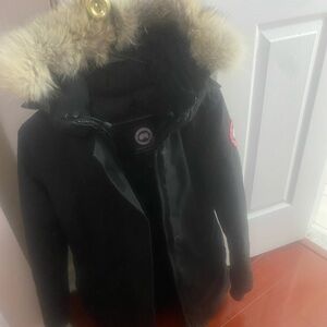 Women's small Victoria Canada goose parka